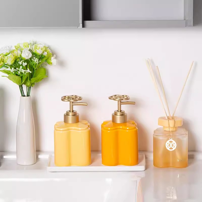 Modern Turuncu Çiçek Seramik L - Water Bottle Blank incelemesi ve fiyatı