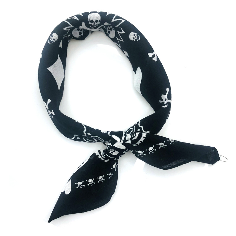 55 cm Beyaz Siyah Kırmızı Kafa - Bandana Blank White incelemesi ve fiyatı